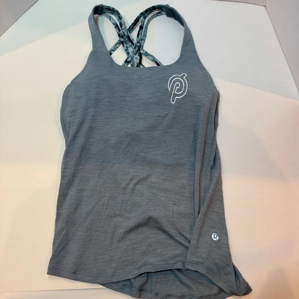 Peloton Lululemon Slay The Studio 2-In-1 Tank Heathered Blue Cast Women‎ Size 4